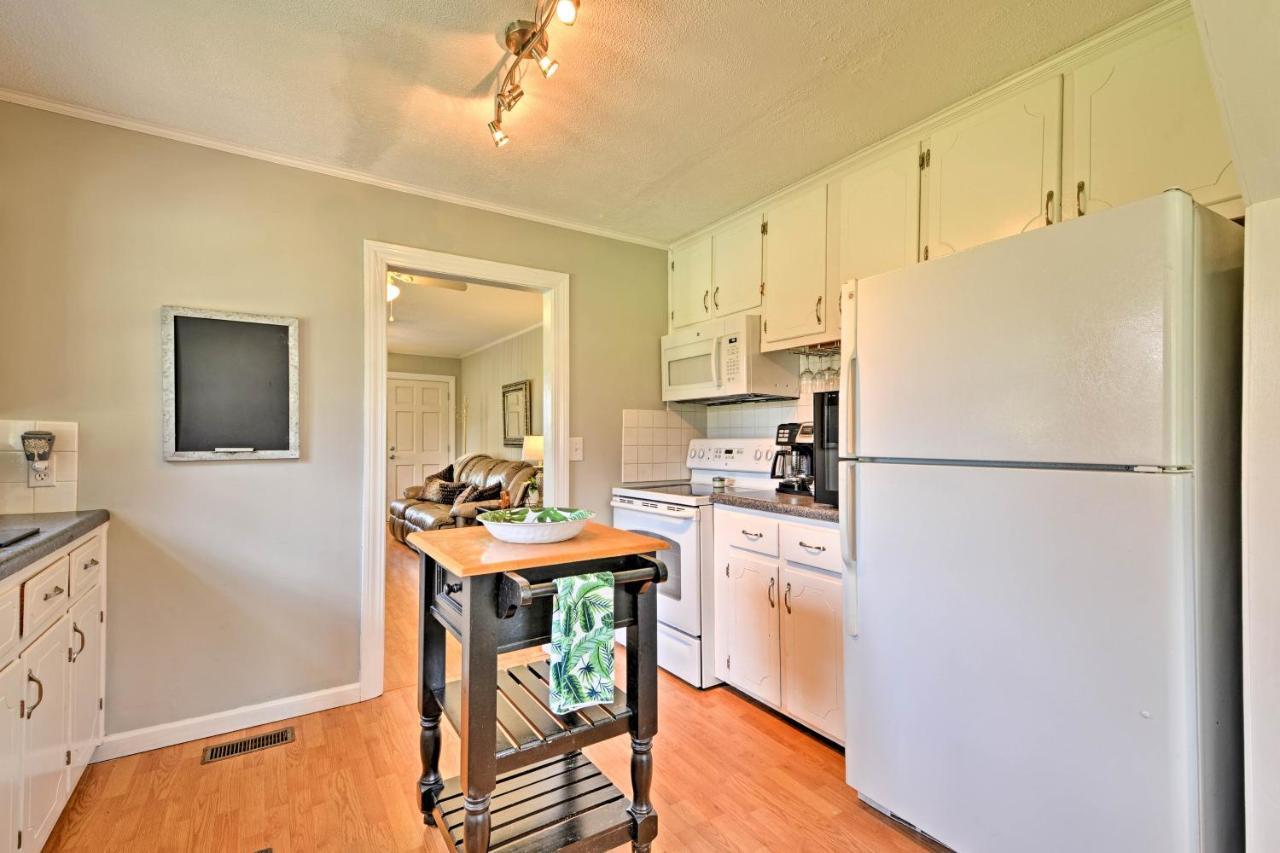 Dobson Peaceful Elkin Vacation Rental About 17 Mi To Mt Airy! מראה חיצוני תמונה
